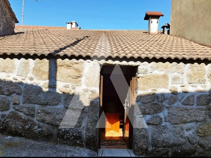 Quinta T4 para Venda em Ferreiros de Tendais Foto 1