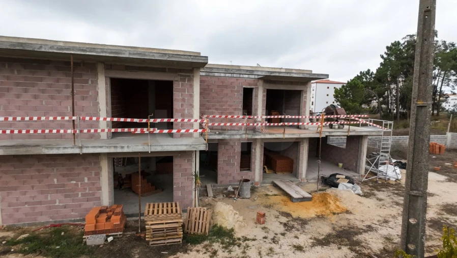 Moradia T4 para Venda em Caldas da Rainha - Santo Onofre e Serra do Bouro Foto 6