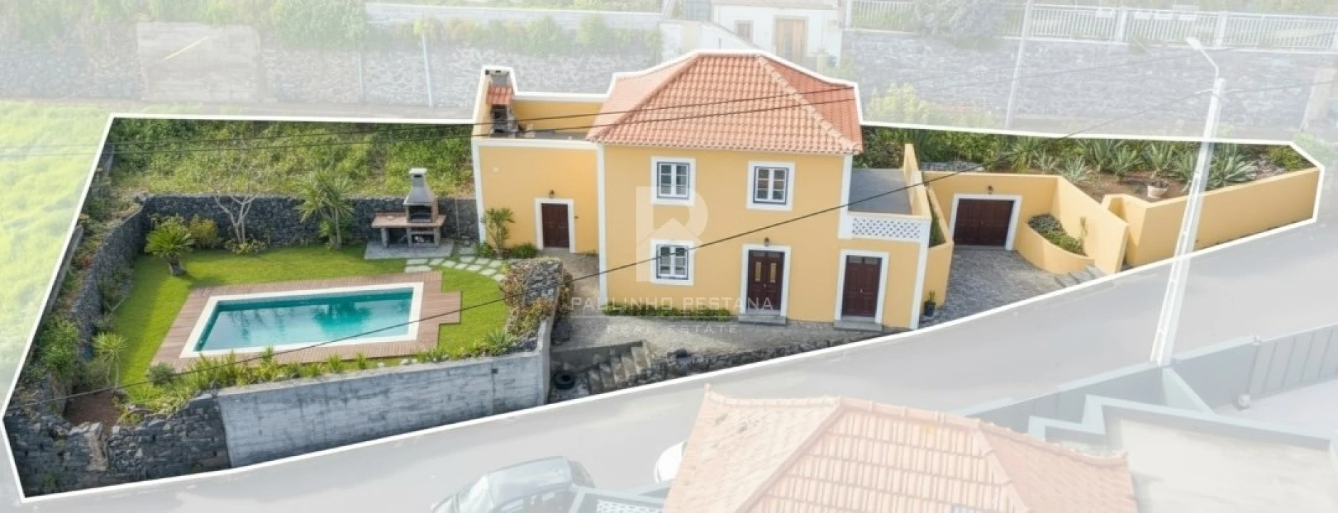 Moradia T2 para Venda em Canhas Foto 1