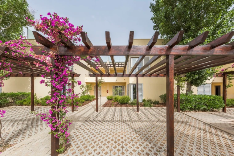 Moradia T3 para Venda em Quarteira Foto 3