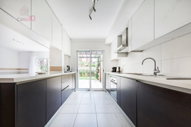 Moradia T3 para Venda em Quarteira Foto 19