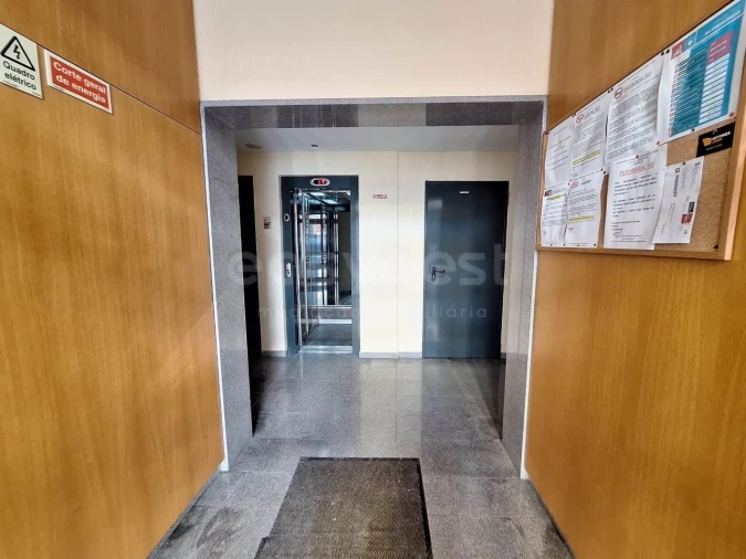 Apartamento T2 para Venda em Lagoa e Carvoeiro Foto 14