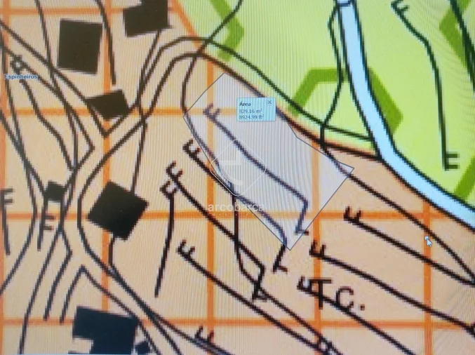 Terreno para Venda em Labruja Foto 2