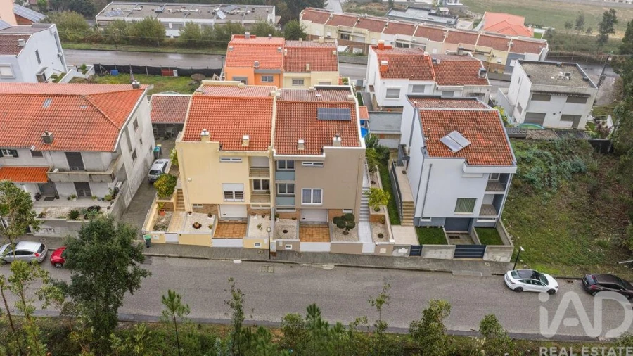 Moradia T3 para Venda em Lobão, Gião, Louredo e Guisande Foto 34