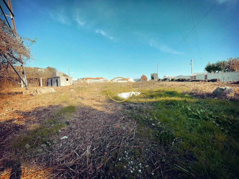 Terreno para Venda em Real, Dume e Semelhe Foto 1