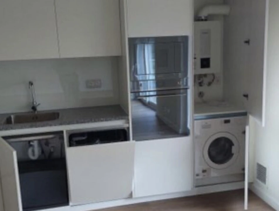 Apartamento T1 para Venda em Areeiro Foto 1