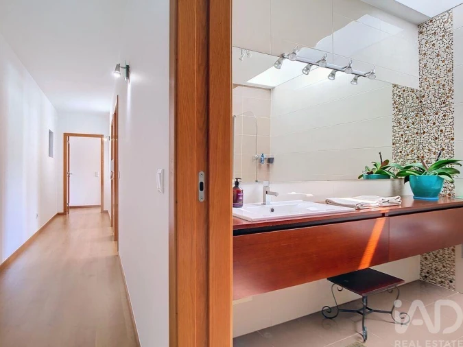 Moradia T3 para Venda em Silveira Foto 20