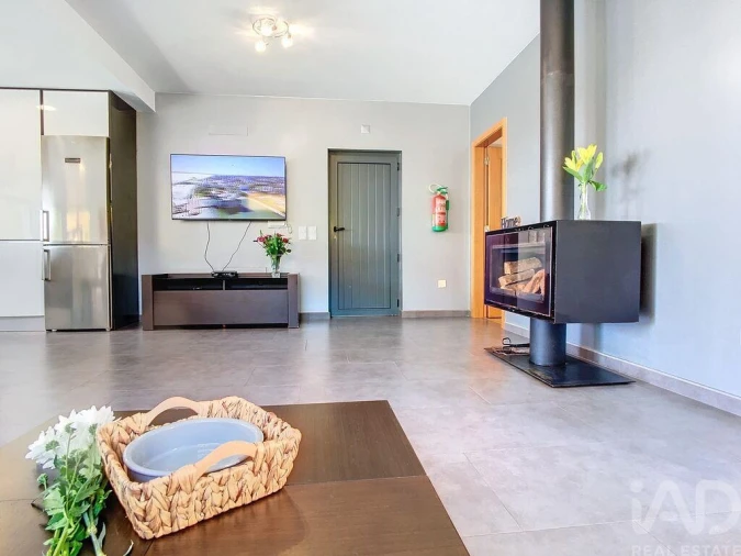 Moradia T3 para Venda em Silveira Foto 17