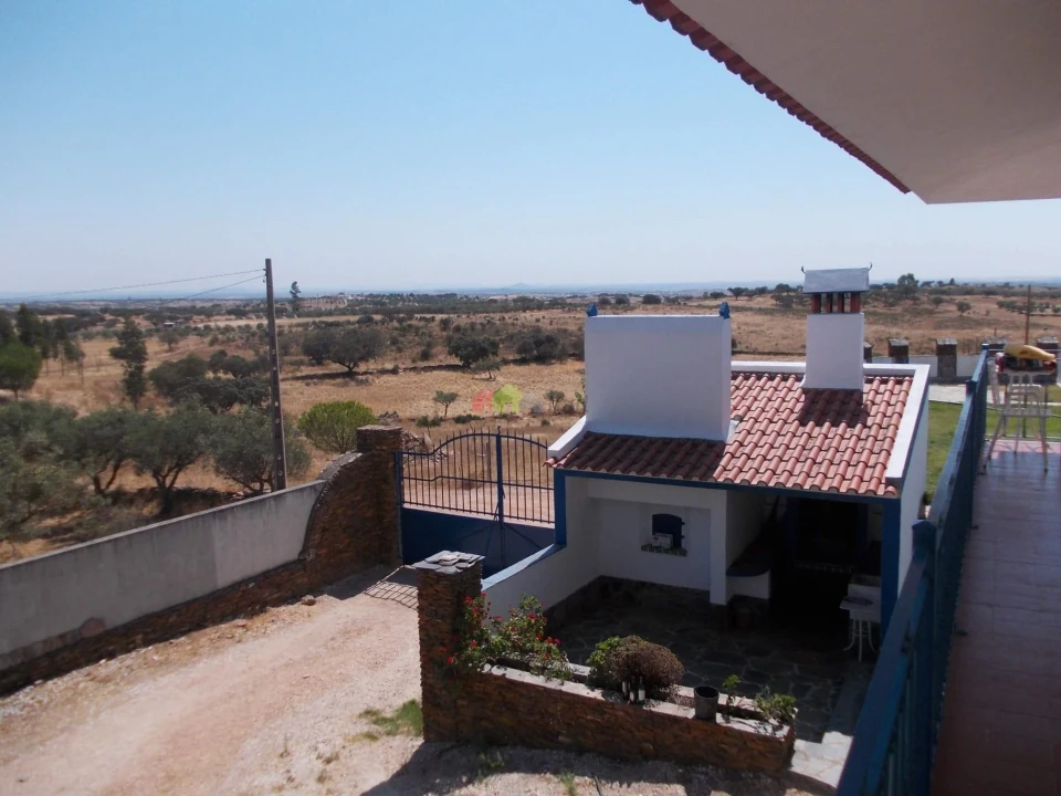 Quinta T8 para Venda em Santiago Maior Foto 4