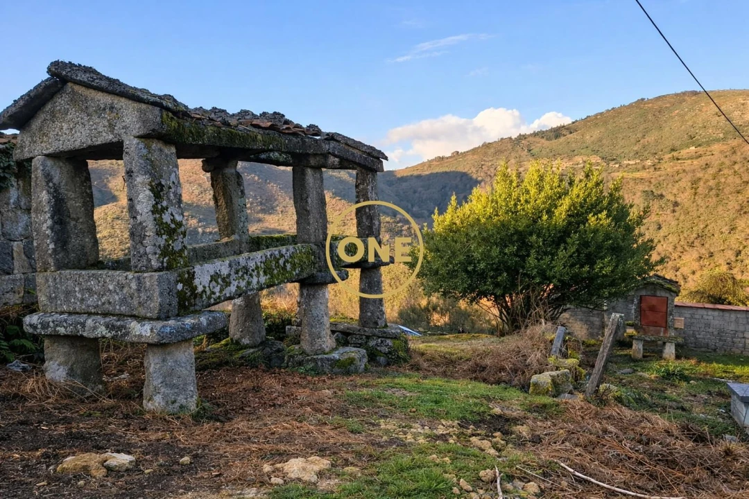 Moradia T2 para Venda em Cabreiro Foto 15