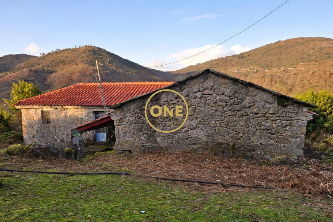 Moradia T2 para Venda em Cabreiro Foto 11