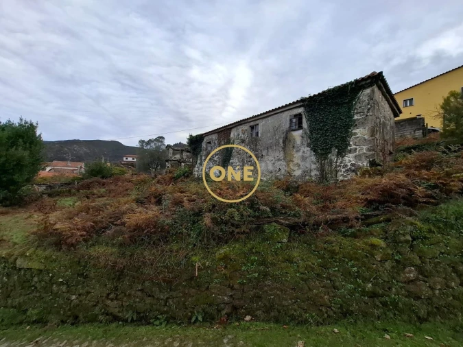 Moradia T2 para Venda em Cabreiro Foto 18