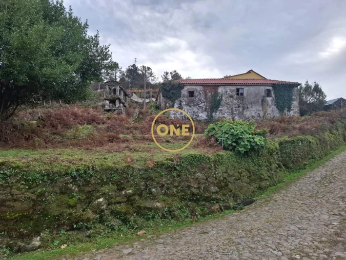 Moradia T2 para Venda em Cabreiro Foto 1