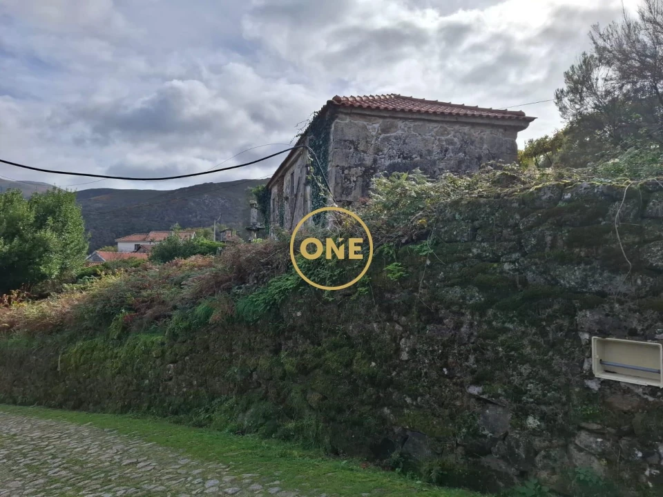 Moradia T2 para Venda em Cabreiro Foto 10