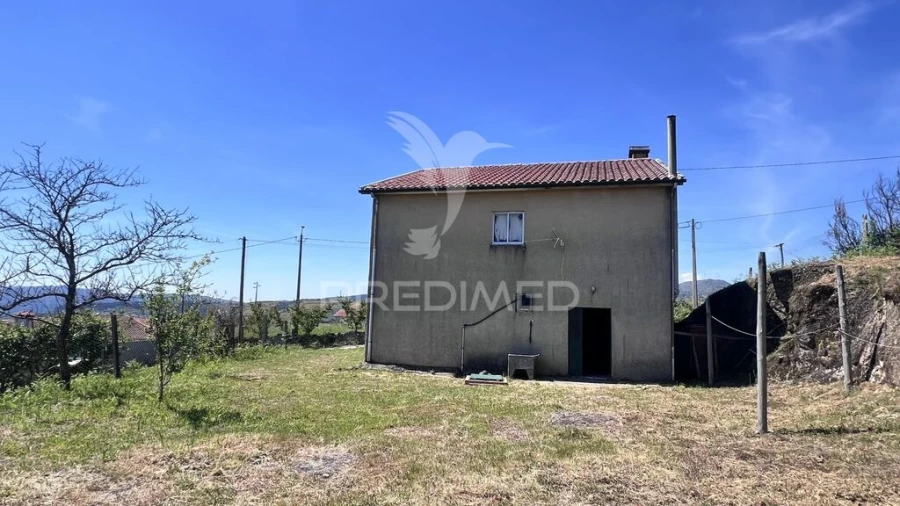 Moradia T3 para Venda em Rio Douro Foto 14