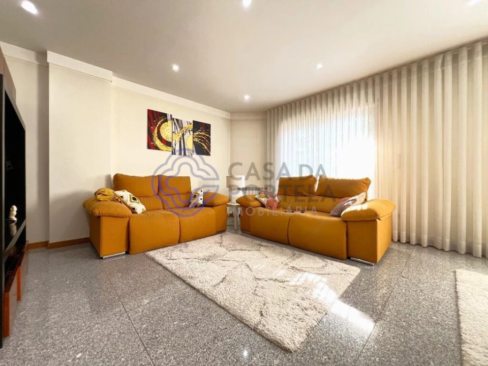 Moradia T3 para Venda em Ermesinde Foto 3