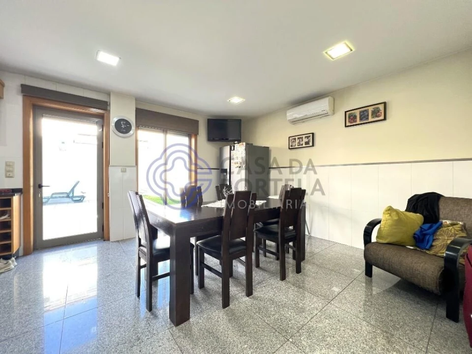 Moradia T3 para Venda em Ermesinde Foto 9