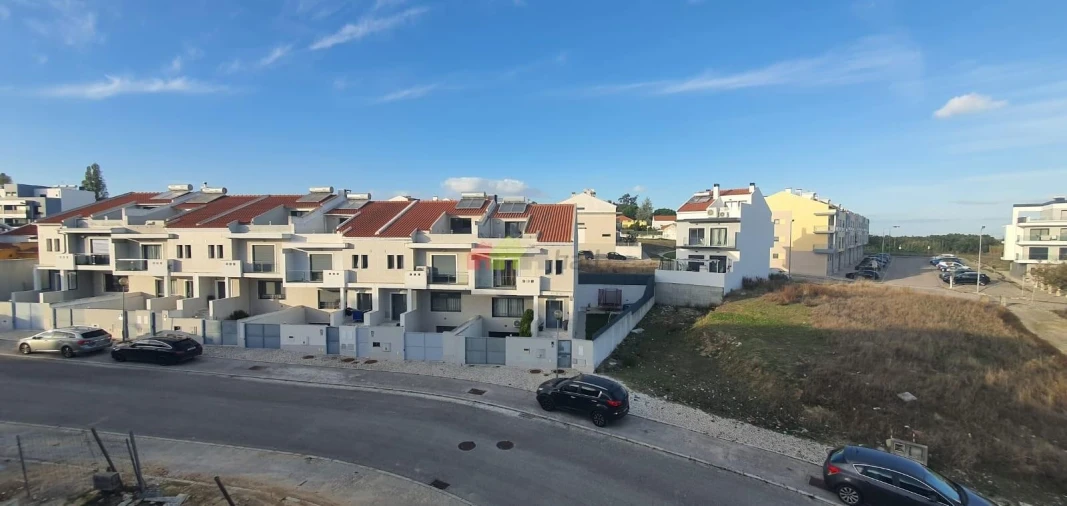 Moradia T3 para Venda em Atalaia e Alto Estanqueiro-Jardia Foto 10