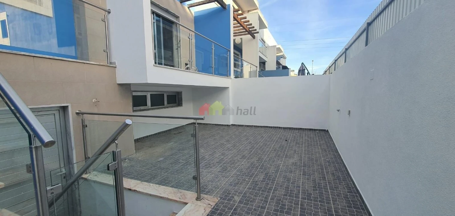 Moradia T3 para Venda em Atalaia e Alto Estanqueiro-Jardia Foto 13