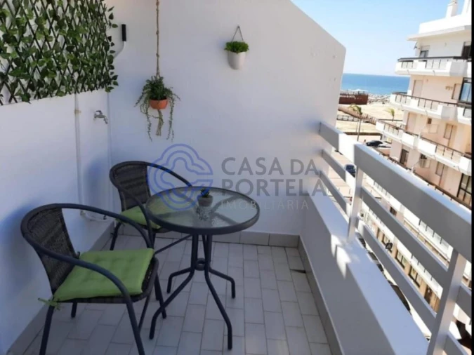 Apartamento para Venda em Monte Gordo Foto 1