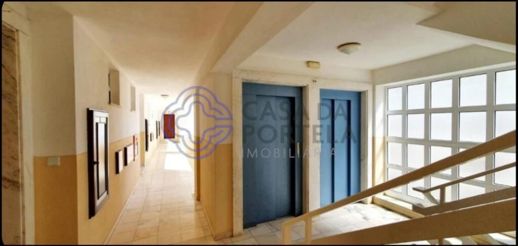 Apartamento para Venda em Monte Gordo Foto 3