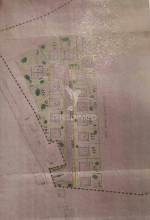 Terreno para Venda em Canedo, Vale e Vila Maior