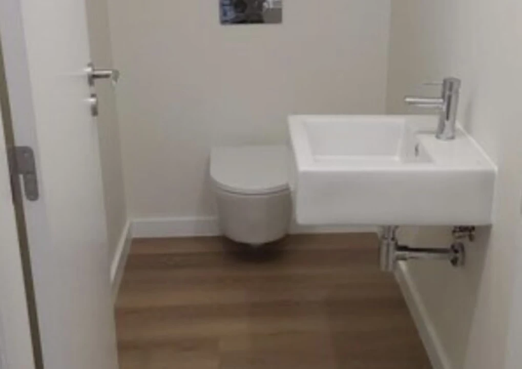 Apartamento T2 para Venda em Areeiro Foto 9