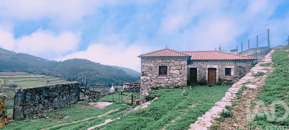 Moradia T2 para Venda em Labrujó, Rendufe e Vilar do Monte Foto 2