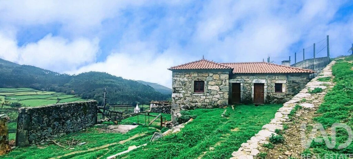 Moradia T2 para Venda em Labrujó, Rendufe e Vilar do Monte Foto 4