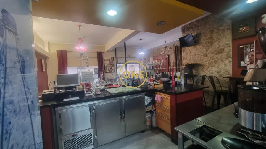 Loja para Venda em Cacém e São Marcos Foto 15