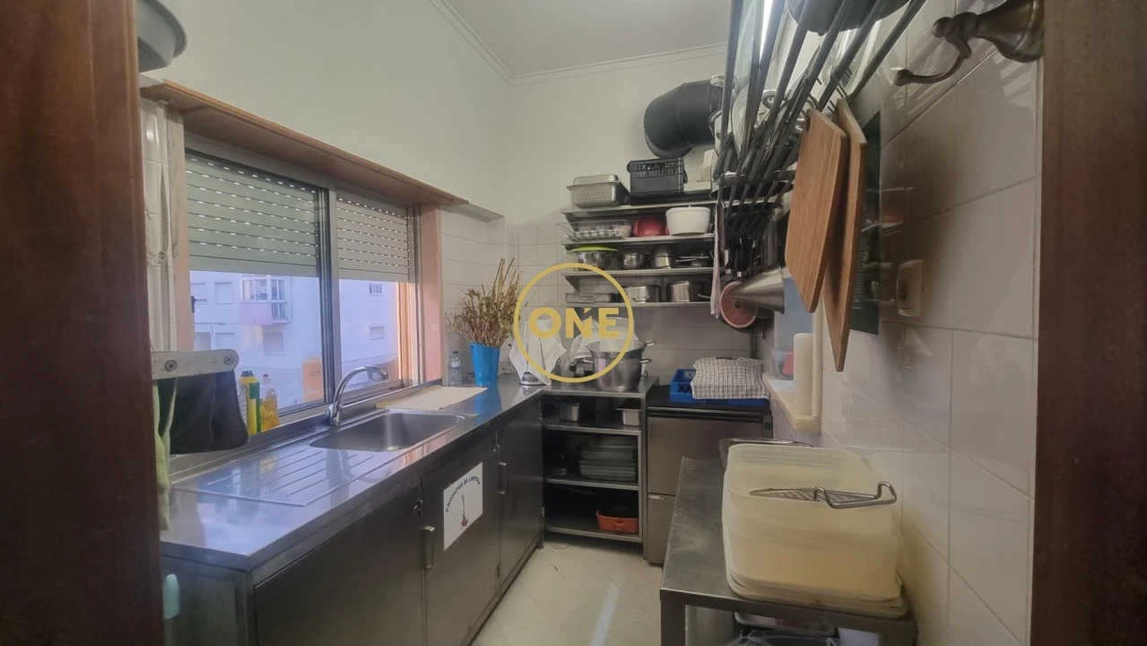 Loja para Venda em Cacém e São Marcos Foto 4