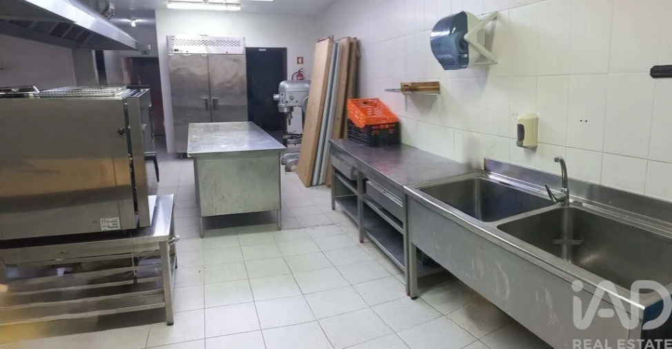 Loja para Venda em Arrabal Foto 17