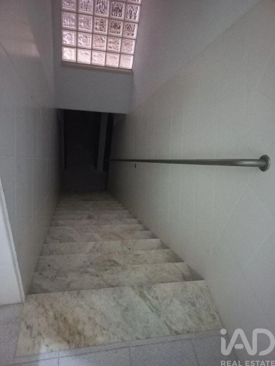 Loja para Venda em Arrabal Foto 26