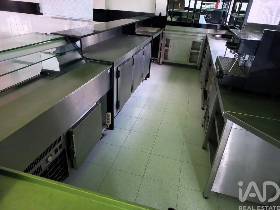 Loja para Venda em Arrabal Foto 15