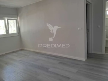 Apartamento T3 para Venda em Laranjeiro e Feijó
