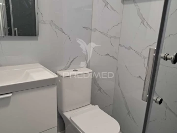 Apartamento T3 para Venda em Laranjeiro e Feijó