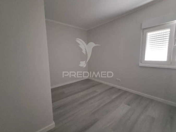 Apartamento T3 para Venda em Laranjeiro e Feijó Foto 11