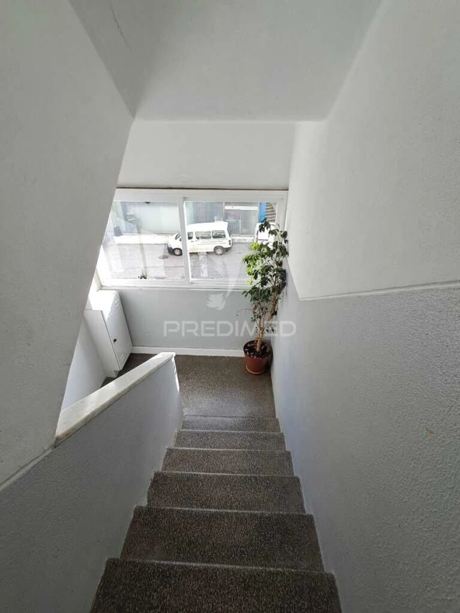 Apartamento T3 para Venda em Laranjeiro e Feijó Foto 16