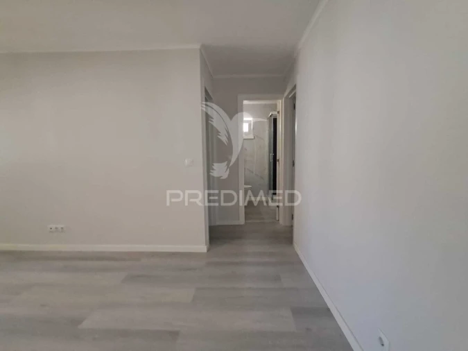 Apartamento T3 para Venda em Laranjeiro e Feijó Foto 9