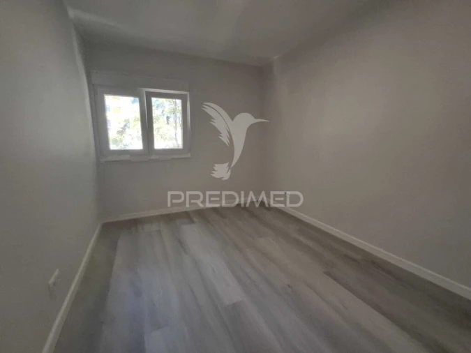 Apartamento T3 para Venda em Laranjeiro e Feijó Foto 14