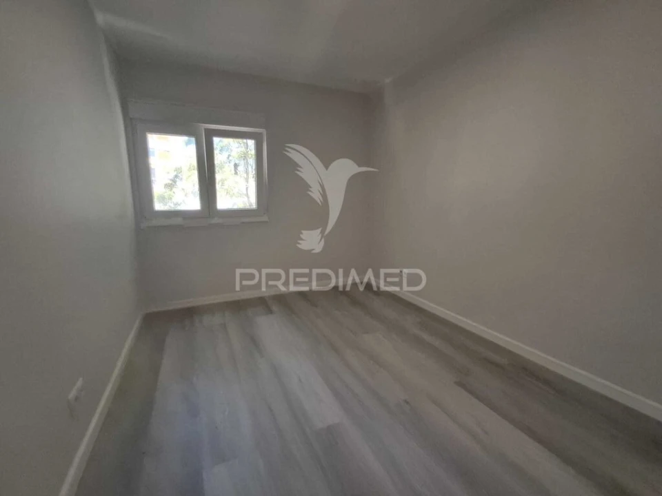 Apartamento T3 para Venda em Laranjeiro e Feijó Foto 14