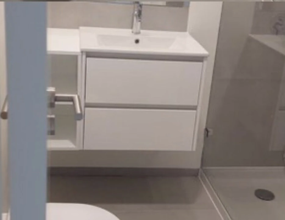 Apartamento T1 para Venda em Areeiro Foto 8