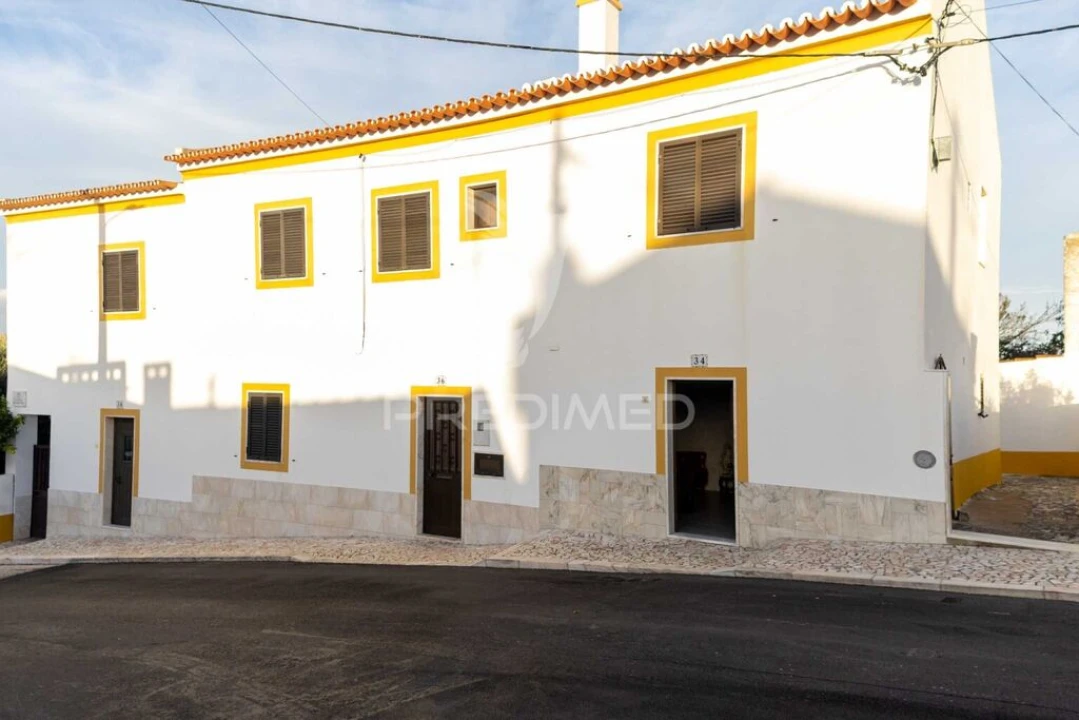 Moradia T2 para Venda em Pardais Foto 2