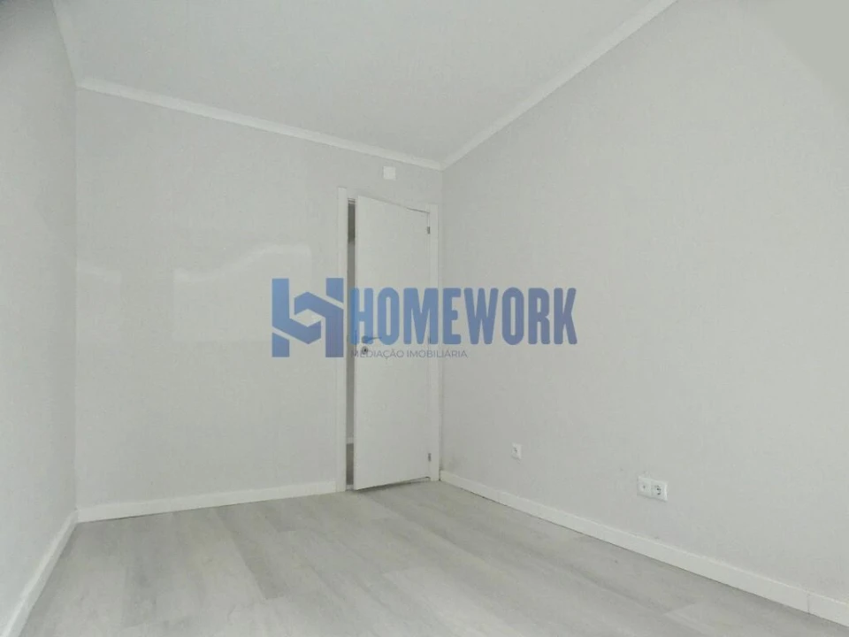 Apartamento T2 para Venda em Benfica Foto 10