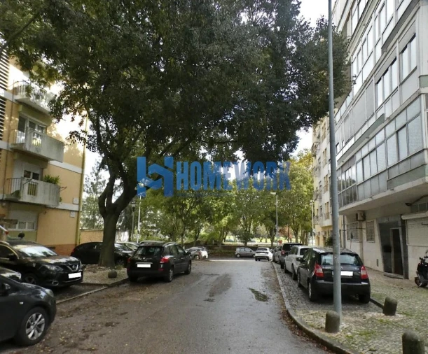 Apartamento T2 para Venda em Benfica Foto 18