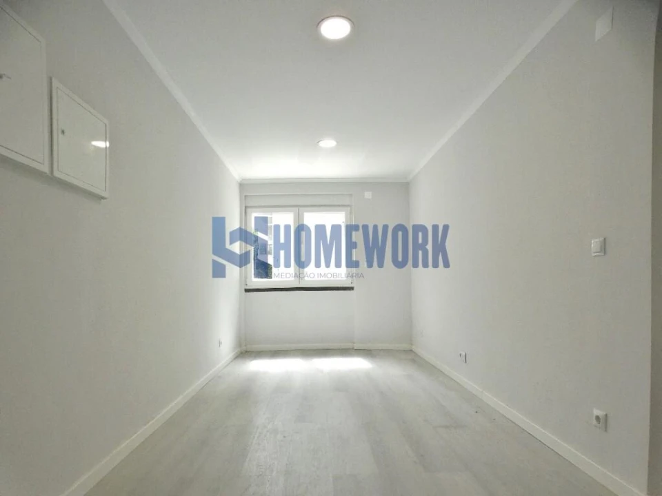 Apartamento T2 para Venda em Benfica Foto 6