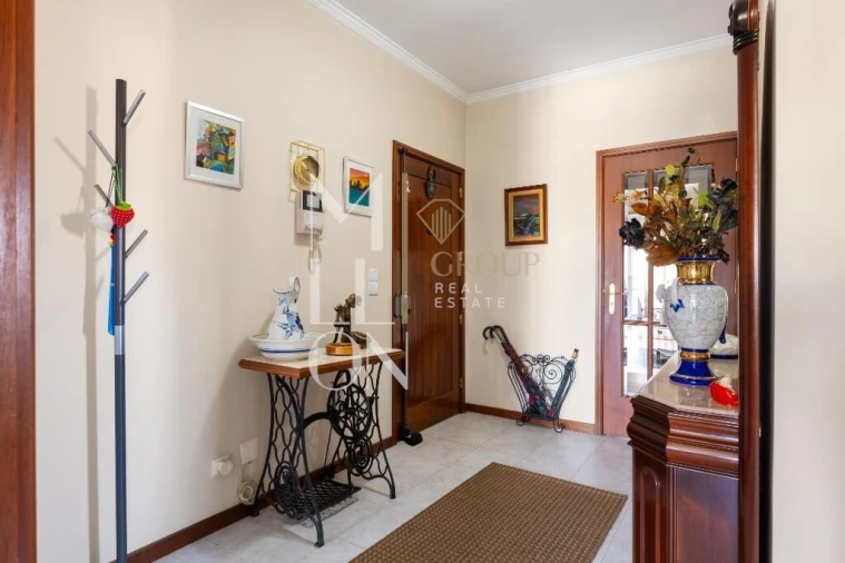 Apartamento T3 para Venda em Arcozelo Foto 2
