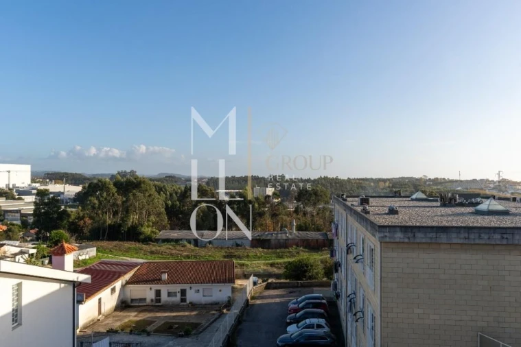 Apartamento T3 para Venda em Arcozelo Foto 19