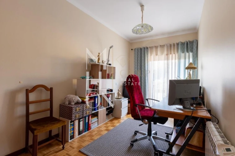 Apartamento T3 para Venda em Arcozelo Foto 12