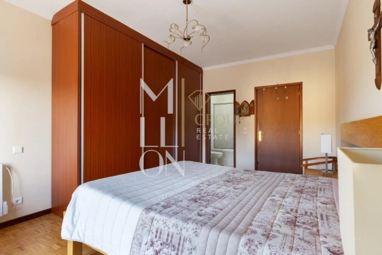 Apartamento T3 para Venda em Arcozelo Foto 17